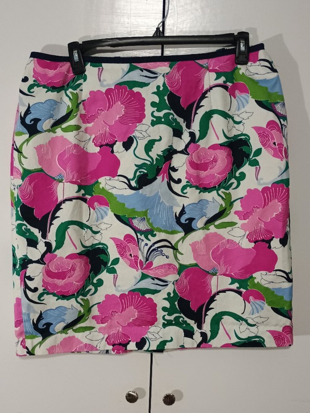 Talbots Woman 16W Floral Pencil Skirt Pink Green Blue Cotton Lined - Picture 2 of 7